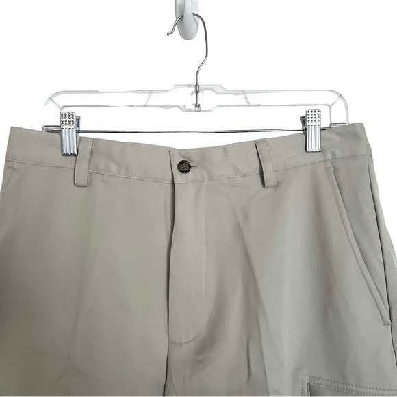IZod Golf Beige Khaki Extreme Function Shorts W32 - Picture 3 of 11